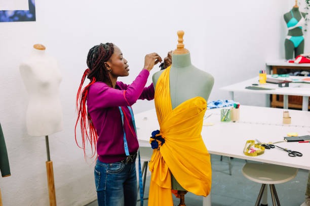 Building a Visual Identity Through Wardrobe Choices